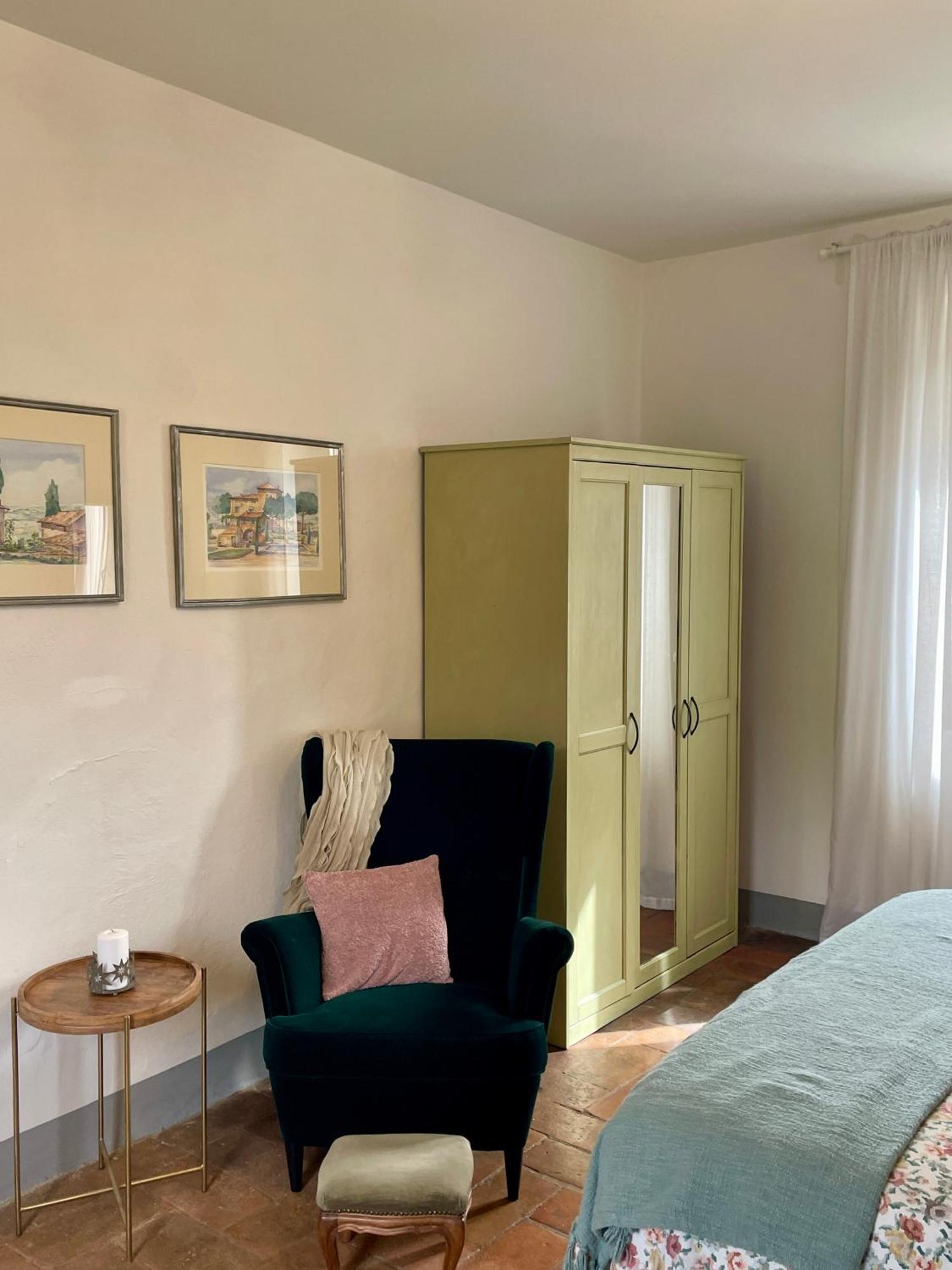 Private Stone Cottage With Starlink & Lake View Tuoro sul Trasimeno Luaran gambar