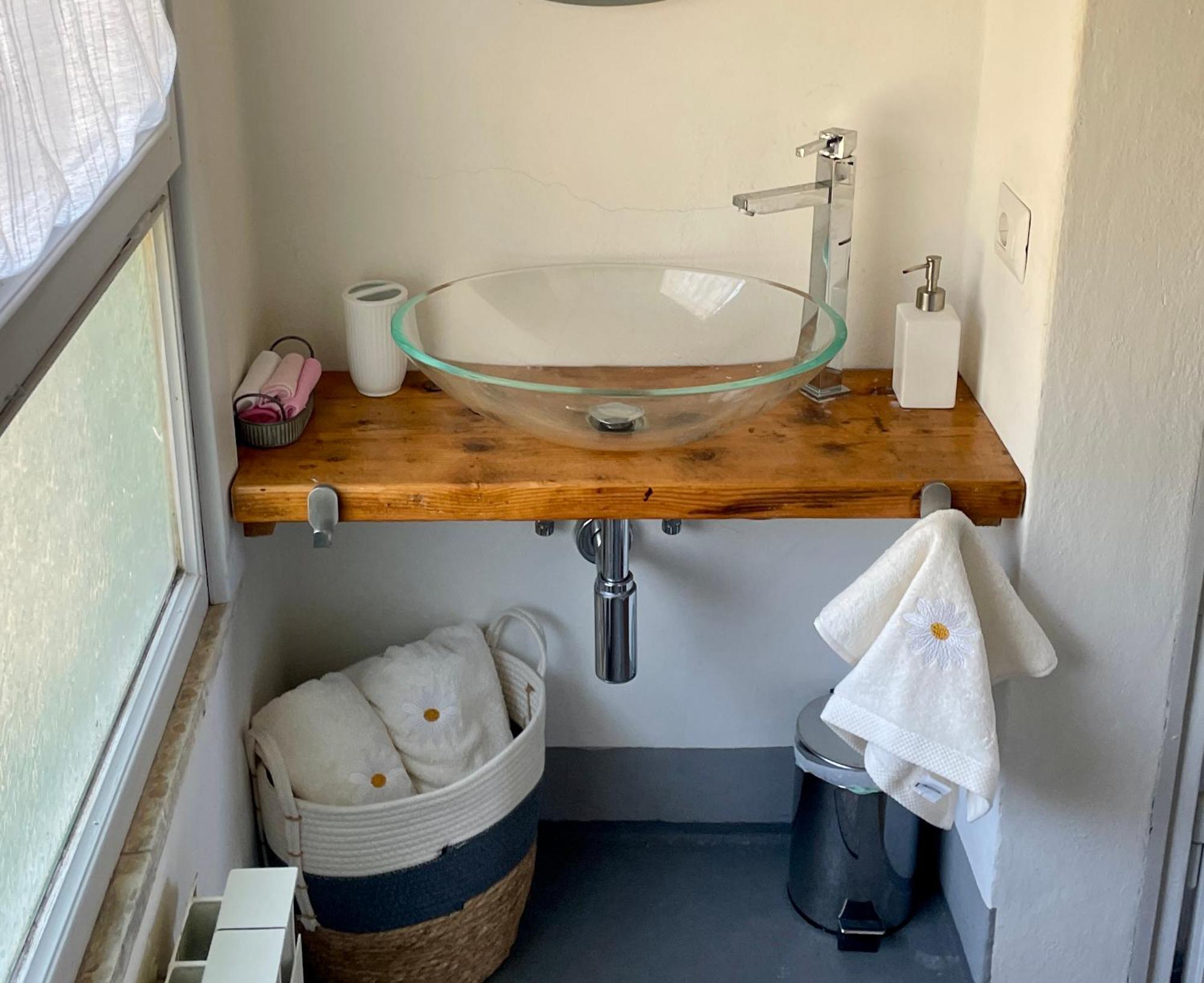 Private Stone Cottage With Starlink & Lake View Tuoro sul Trasimeno Luaran gambar