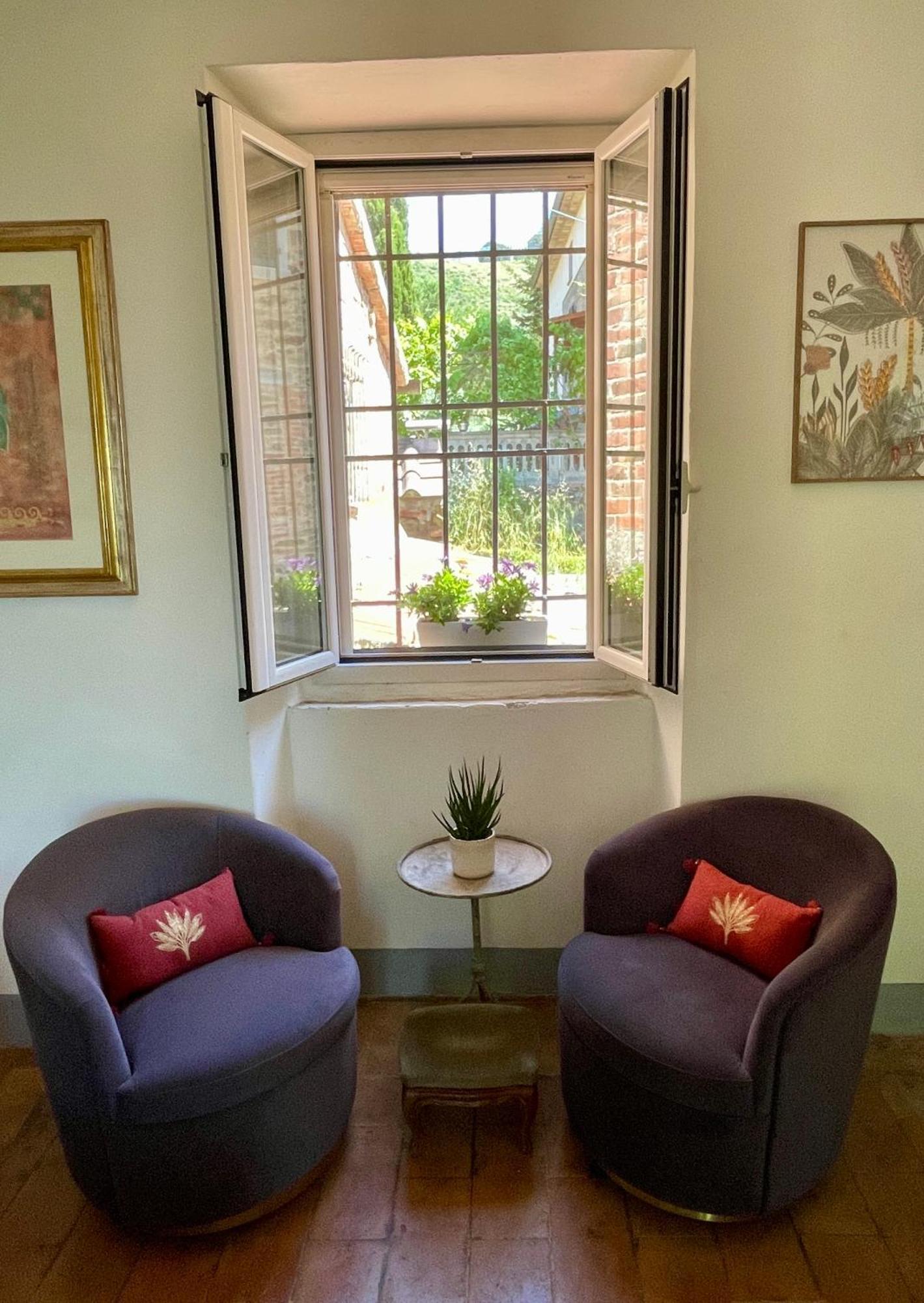 Private Stone Cottage With Starlink & Lake View Tuoro sul Trasimeno Luaran gambar