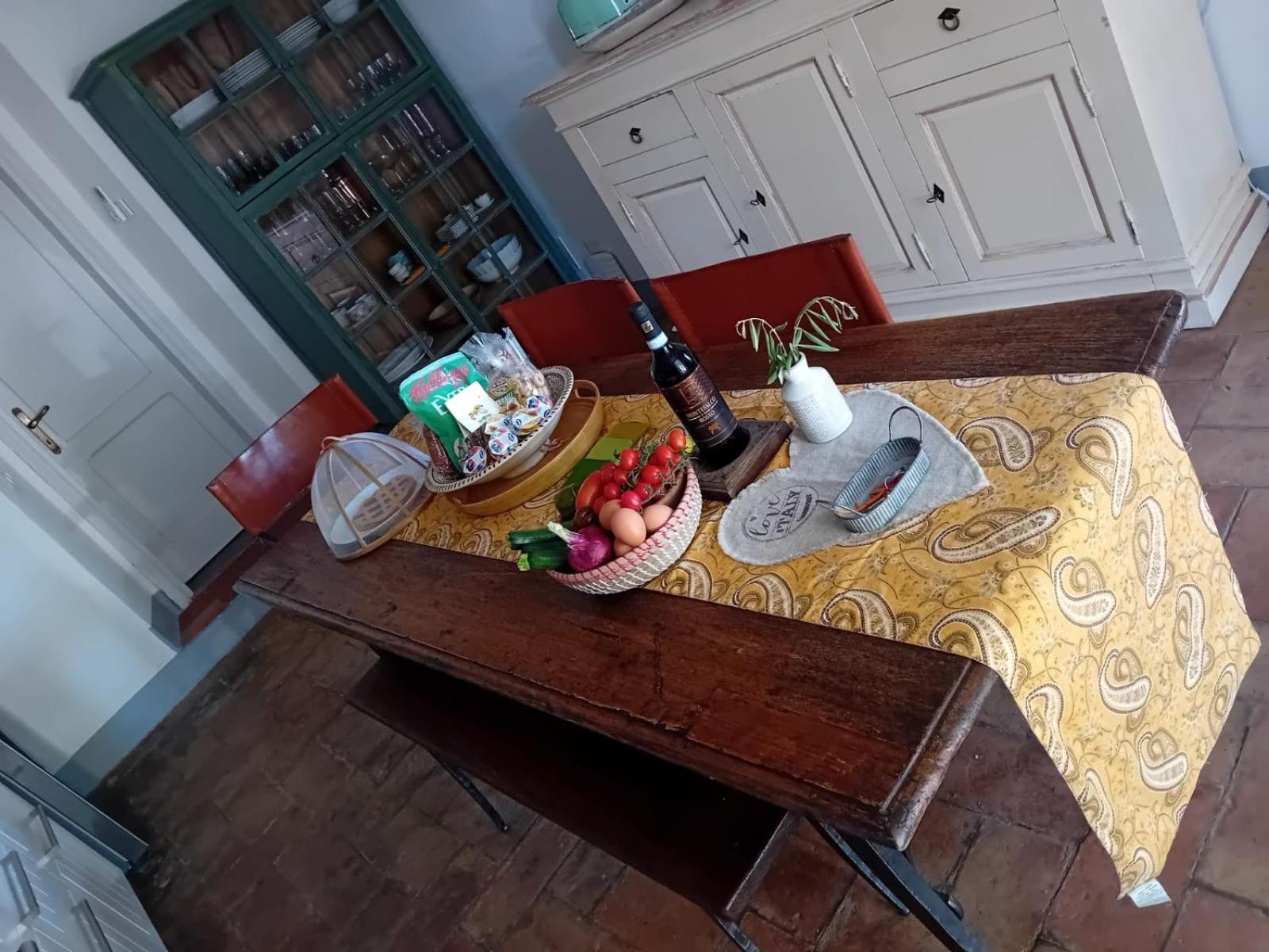 Private Stone Cottage With Starlink & Lake View Tuoro sul Trasimeno Luaran gambar